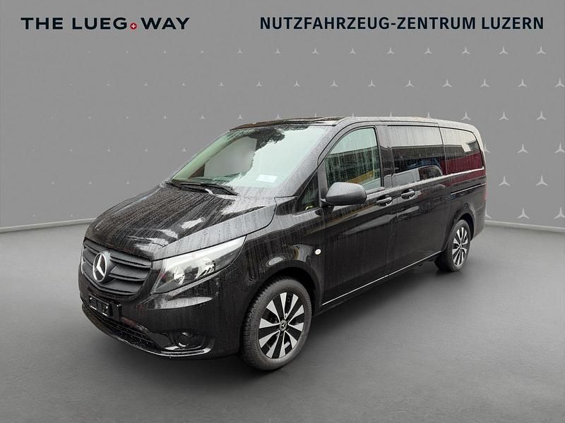 Gebraucht Mercedes Vito 163 PS (119 kW) 2024 Schwarz Van