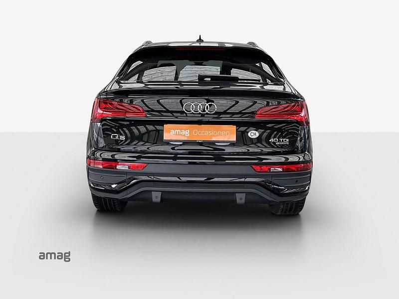 Gebraucht Audi Q5 Black Edition 204 PS (150 kW) 2022 Mythosschwarz metallic SUV