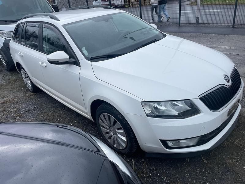 Gebraucht Skoda Octavia Elegance 105 PS (77 kW) 2014 Kombi