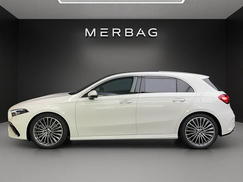 Gebraucht Mercedes A250 224 PS (164 kW) 2024 Weiss Limousine