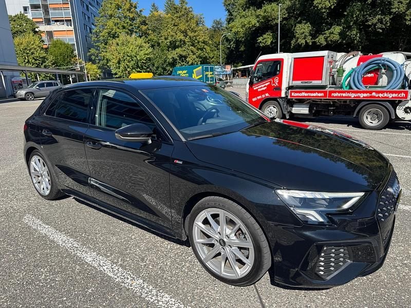 Gebraucht 2021 Audi A3 Sportback e-tron Attraction Kleinwagen | CHF 23’588 (Fairer Preis) - Bild 1/4
