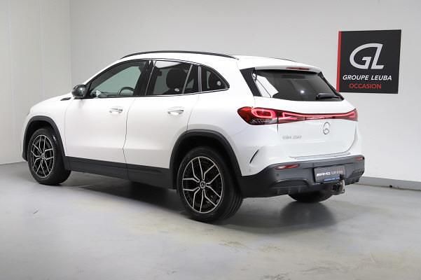 Gebraucht Mercedes EQA250 AMG line 140 kW (191 PS) 2021 Weiss SUV