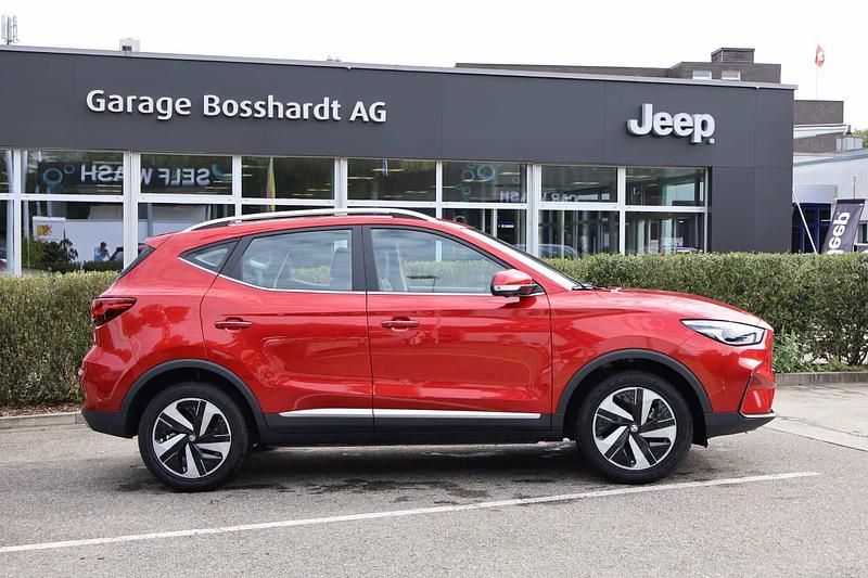 Neu MG ZS Luxury 114 kW (156 PS) 2025 Rot SUV