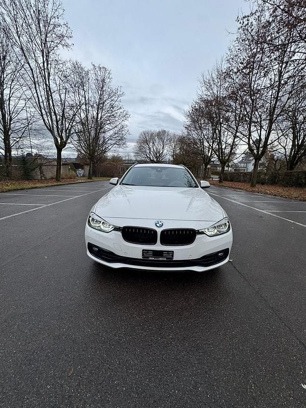 Gebraucht 2019 BMW 320 Sport Line Kombi | CHF 19’800 (Guter Preis) - Bild 1/4