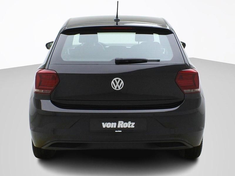 Gebraucht VW Polo Comfortline 95 PS (69 kW) 2020 Schwarz Kleinwagen