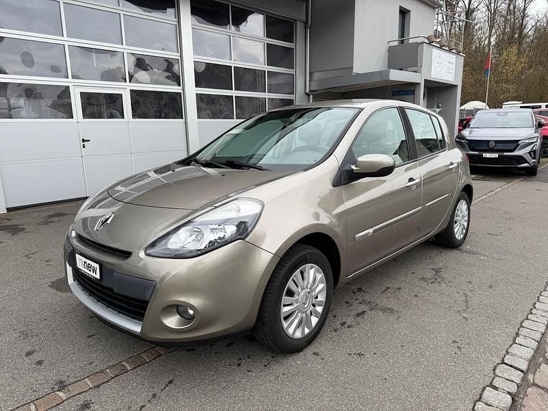 Gebraucht Renault Clio II Expression 103 PS (75 kW) 2011 Kleinwagen