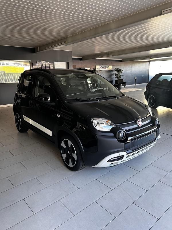 Neu 2025 Fiat Panda Cross Cross Kleinwagen | CHF 21’140 - Bild 1/4