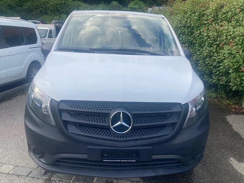 Gebraucht Mercedes Vito 114 PS (83 kW) 2020 Van