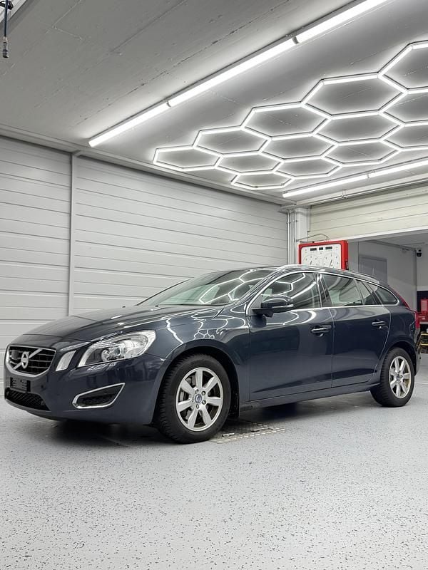 Gebraucht 2012 Volvo V60 Kinetic Kombi | CHF 7’500 - Bild 1/4