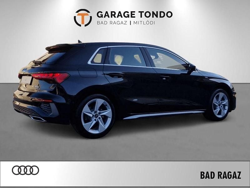 Gebraucht Audi A3 S-Line 189 PS (139 kW) 2024 Schwarz Limousine