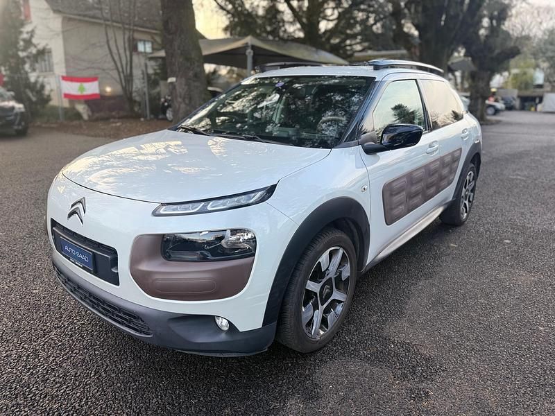 Gebraucht Citroën C4 Cactus Feel 110 PS (80 kW) 2016 Kleinwagen