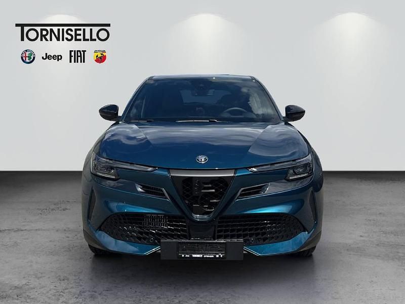Neu Alfa Romeo Junior Edizione Speciale 145 PS (106 kW) 2025 SUV