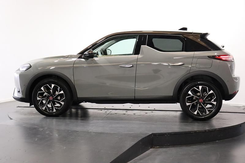 Gebraucht DS Automobiles DS3 130 PS (95 kW) 2024 Grau SUV
