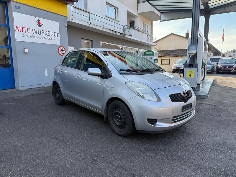 Gebraucht 2007 Toyota Yaris Luna | CHF 1’900 (Superpreis) - Bild 1/4