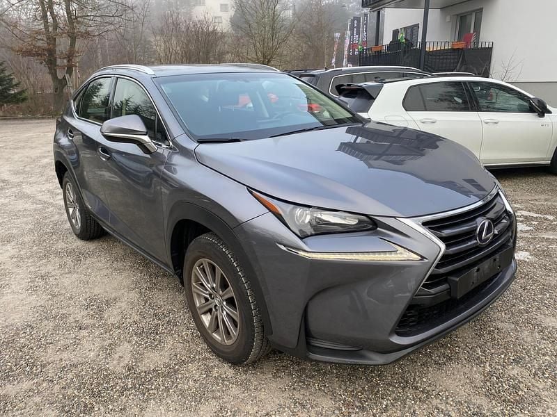 Gebraucht Lexus NX300h Business Edition 197 PS (144 kW) 2017 Grau SUV