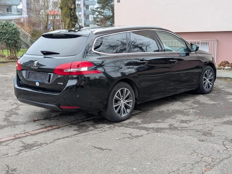 Gebraucht 2016 Peugeot 308 SW Allure Kombi | CHF 3’200 - Bild 1/4