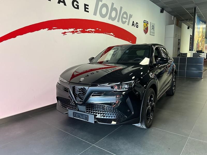 Gebraucht Alfa Romeo Junior Edizione Speciale 136 PS (100 kW) 2025 Schwarz SUV