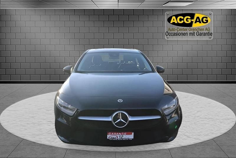 Gebraucht Mercedes A200 150 PS (110 kW) 2020 Limousine