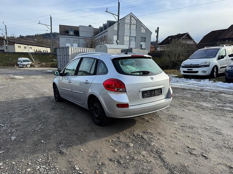 Gebraucht Renault Clio IV Night&Day 88 PS (64 kW) 2012