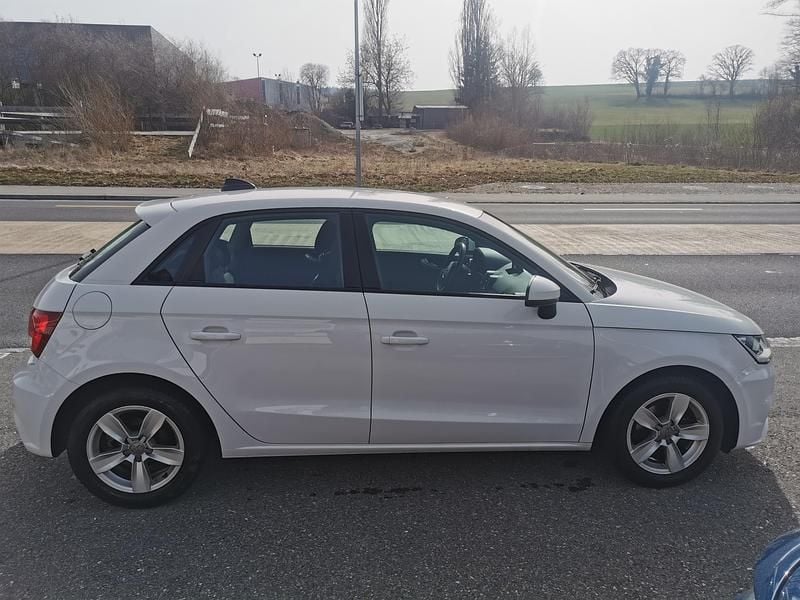 Gebraucht Audi A1 Sportback 95 PS (69 kW) 2015 Kleinwagen