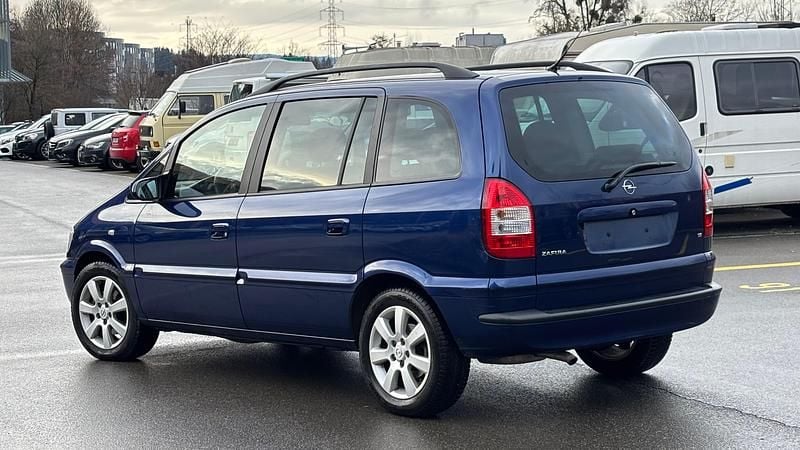 Gebraucht Opel Zafira Edition 125 PS (91 kW) 2005 Van / Kleinbus