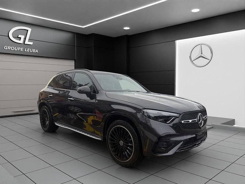 Neu Mercedes GLC220 197 PS (144 kW) 2026 Grau SUV