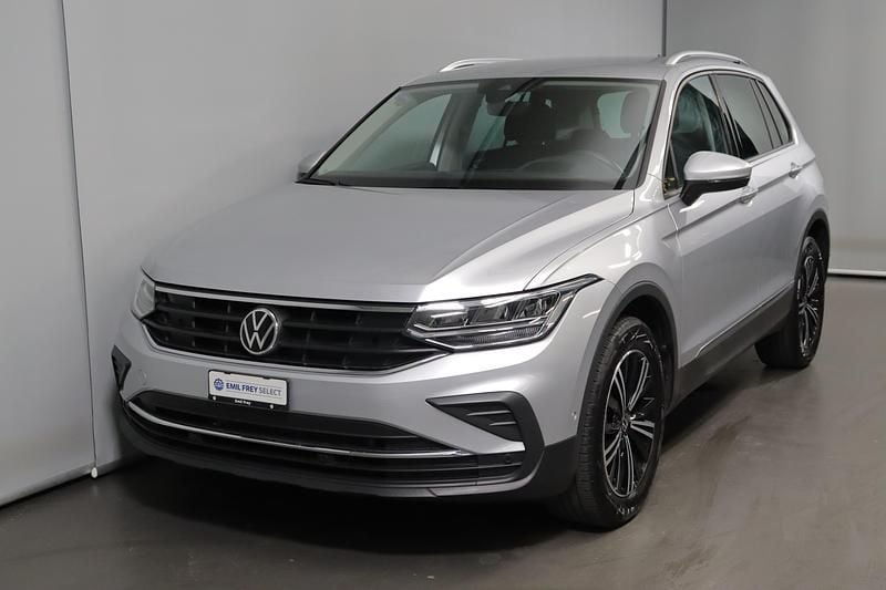 Silber Gebraucht 2021 VW Tiguan Life SUV | CHF 32’400 (Guter Preis) - Bild 1/4