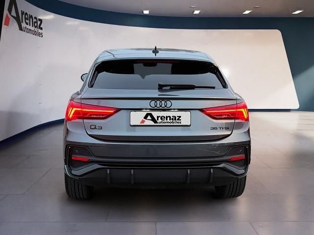 Gebraucht Audi Q3 Sportback Attraction 150 PS (110 kW) 2025 Grau SUV