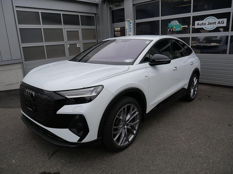 Gebraucht 2025 Audi Q4 Sportback e-tron S-Line SUV | CHF 40’700 (Superpreis) - Bild 1/4
