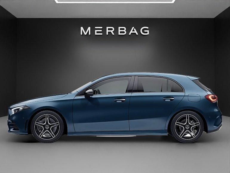Gebraucht Mercedes A250 AMG line 224 PS (164 kW) 2019 Blau Limousine