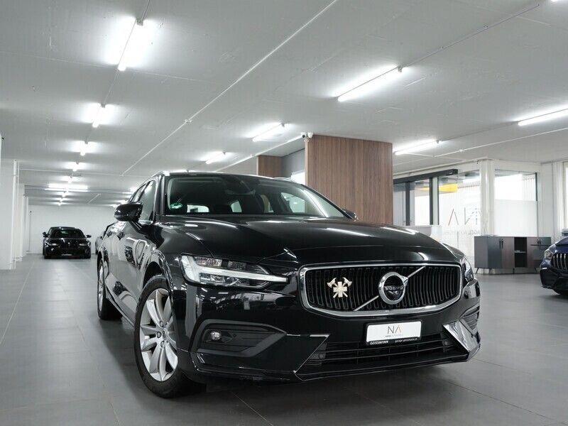 Gebraucht 2020 Volvo V60 Momentum Kombi | CHF 27’890 (Guter Preis) - Bild 1/4