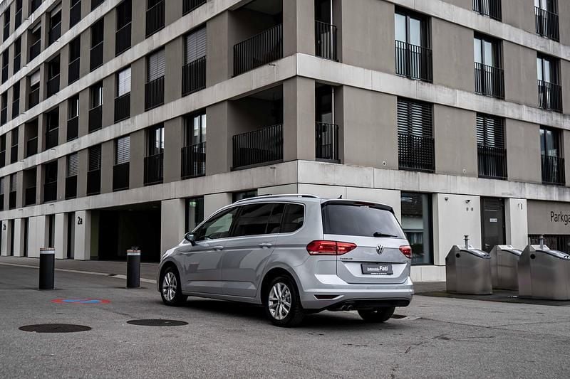 Gebraucht VW Touran Highline 190 PS (139 kW) 2016 Van / Kleinbus