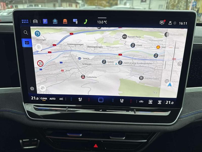 Gebraucht VW Passat R-line 266 PS (195 kW) 2025 Kombi