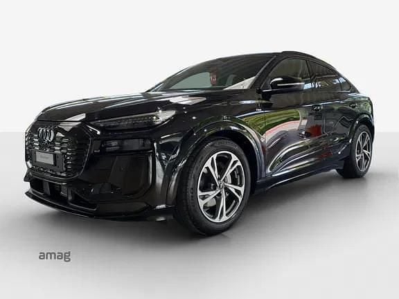 Neu Audi Q6 Sportback e-tron Ambiente 285 kW (388 PS) 2025 Mythosschwarz metallic SUV