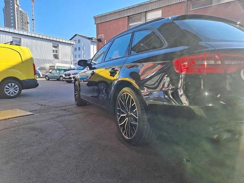 Gebraucht Audi A4 Design 143 PS (105 kW) 2012 Kombi