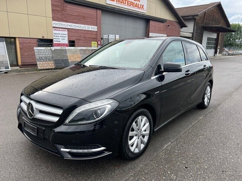 Gebraucht 2012 Mercedes B180 Van / Kleinbus | CHF 8’900 - Bild 1/4