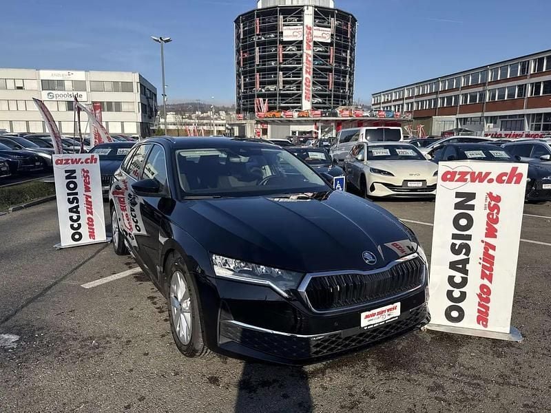 Gebraucht Skoda Octavia Selection 150 PS (110 kW) 2026 Schwarz Kombi