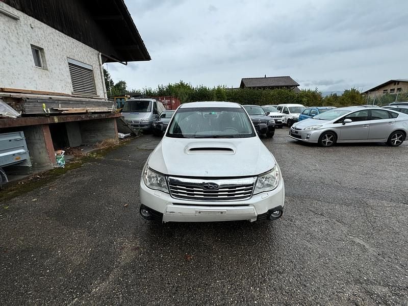 Gebraucht 2010 Subaru Forester SUV | CHF 1’000 - Bild 1/4