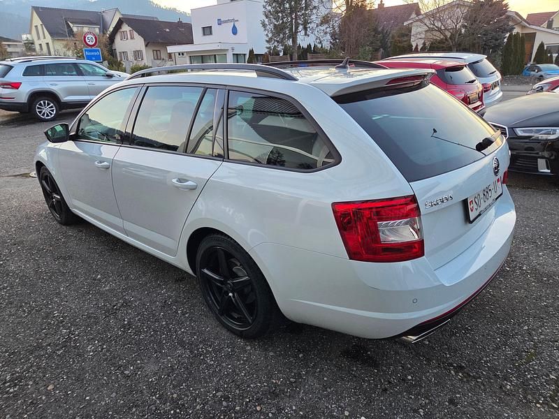 Gebraucht Skoda Octavia RS 220 PS (161 kW) 2015 Kleinwagen