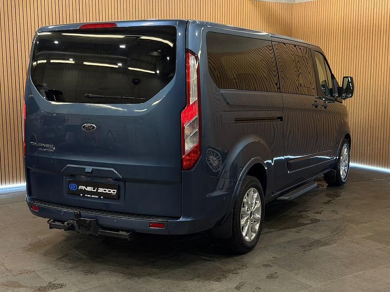 Gebraucht Ford Tourneo Custom Titanium 170 PS (125 kW) 2023 Van