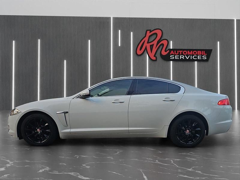Gebraucht Jaguar XF 200 PS (147 kW) 2015 Limousine