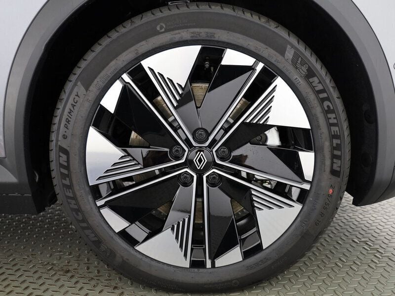 Gebraucht Renault Scénic Techno 160 kW (218 PS) 2024 Grau Van / Kleinbus