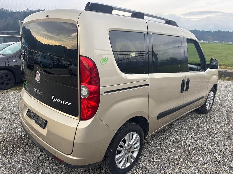 Gebraucht Fiat Doblò Emotion 120 PS (88 kW) 2012 Van / Kleinbus