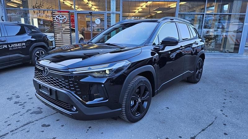 Neu Toyota Corolla Cross Trend 179 PS (131 kW) 2025 Schwarz SUV