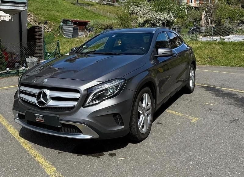 Gebraucht 2014 Mercedes GLA220 AMG line SUV | CHF 12’900 - Bild 1/4