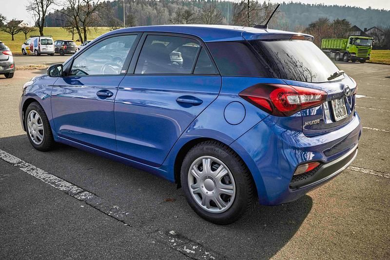 Gebraucht Hyundai i20 100 PS (73 kW) 2019 Kleinwagen
