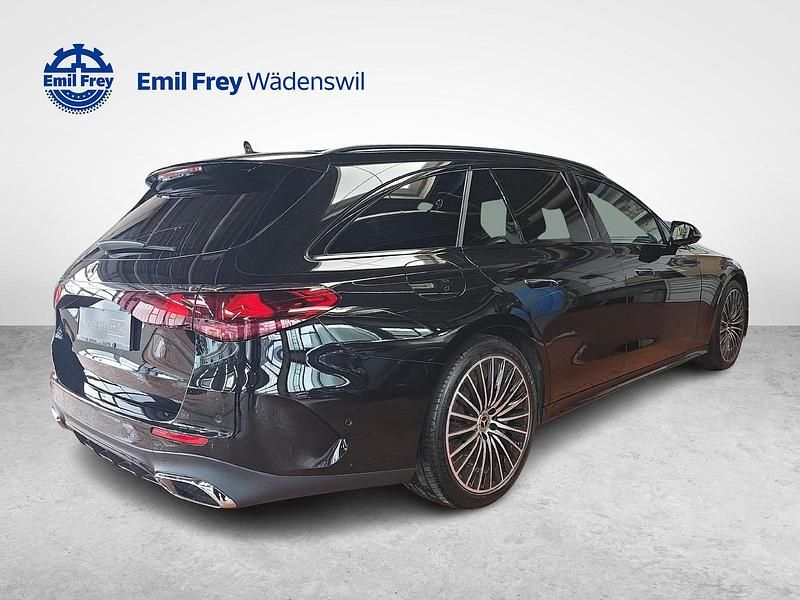 Gebraucht Mercedes E450 AMG line 390 PS (286 kW) 2025 Schwarz Kombi