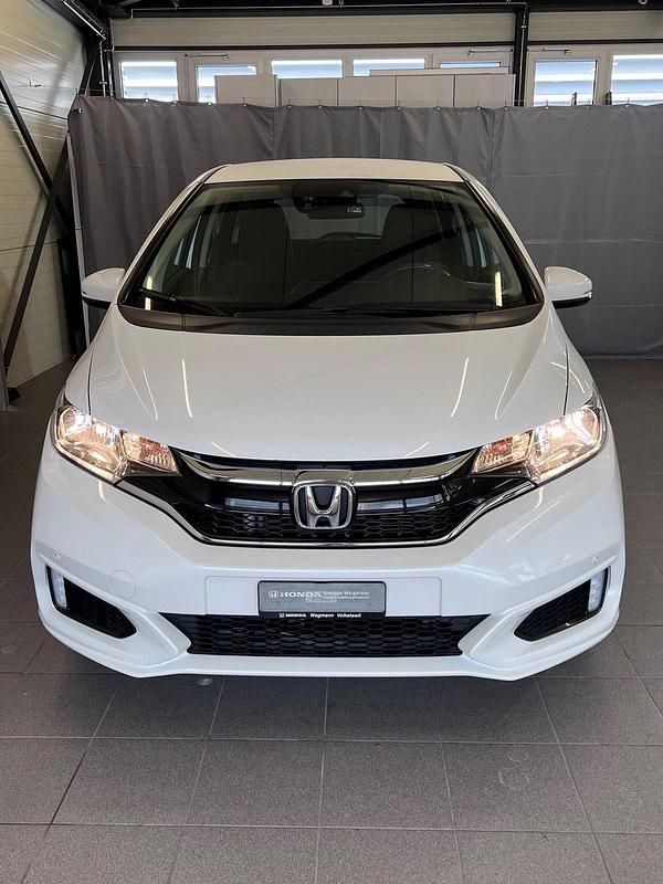 Gebraucht Honda Jazz Comfort 102 PS (75 kW) 2018 Weiss Kleinwagen