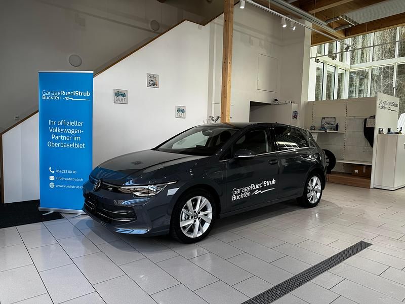 Gebraucht VW Golf VIII Style 204 PS (150 kW) 2024