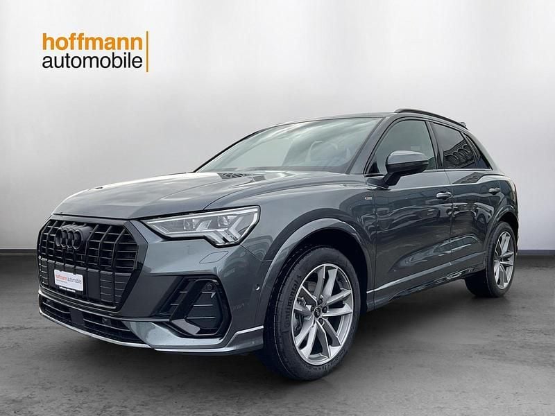 Grau Neu 2025 Audi Q3 Attraction SUV | CHF 63’990 (Teuer) - Bild 1/4